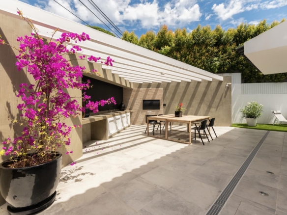 pf30881 image 18.jpg