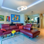 1690959822 moderan trosobni stan s pogledom na more01