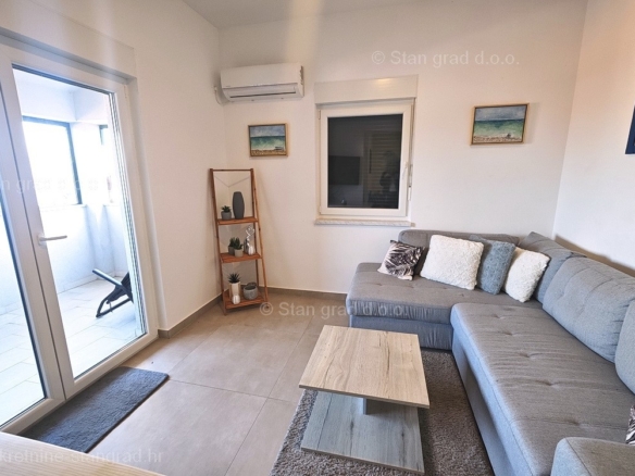 1731410704 1000069634