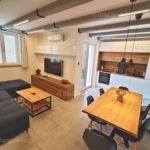 1737109082 malinska namjesten trosoban stan s pogledom na more prodaja 18