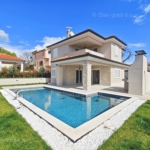 1743071892 vrbnik okolica luksuzna primorska vila s bazenom na mirnoj lokaciji prodaja