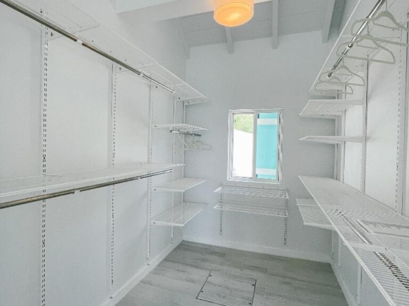 283796 06 IMG 14 0000