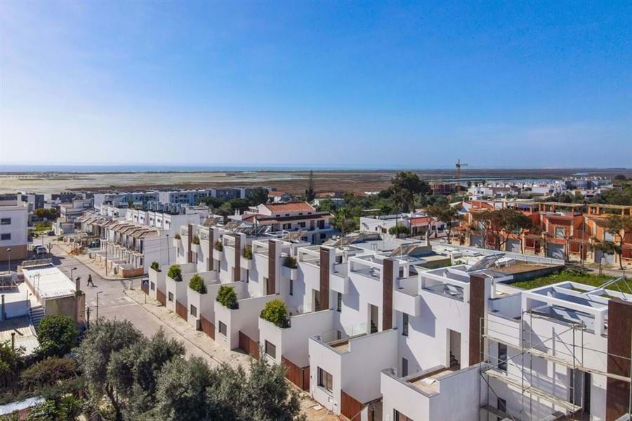 1-1-445dc6b4-59b3-4a36-bebc-4906aa62517c