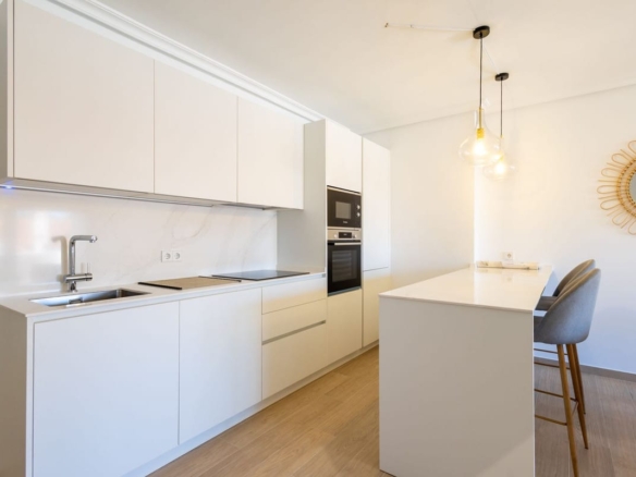 1 7980e48d732b6fc85c14b43b94d2aa54 1304