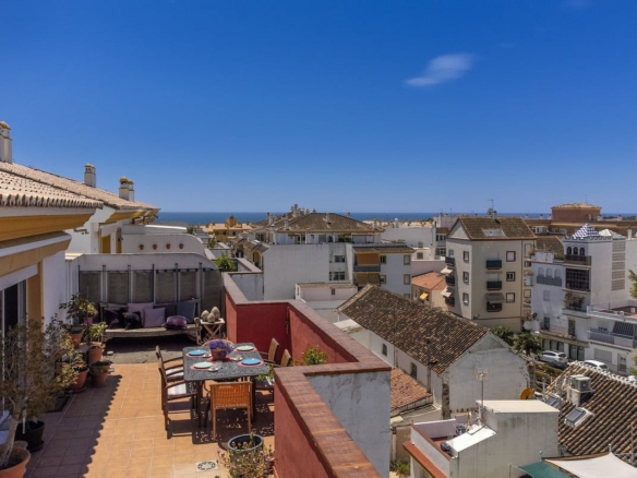 1 7980e48d732b6fc85c14b43b94d2aa54 1306