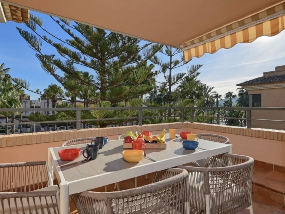 1 7980e48d732b6fc85c14b43b94d2aa54 1350