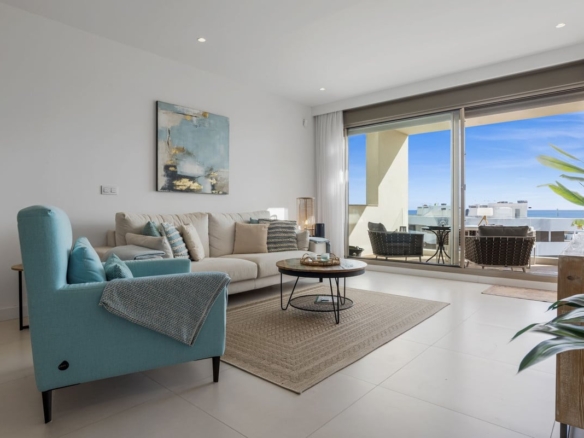 1 7980e48d732b6fc85c14b43b94d2aa54 1359