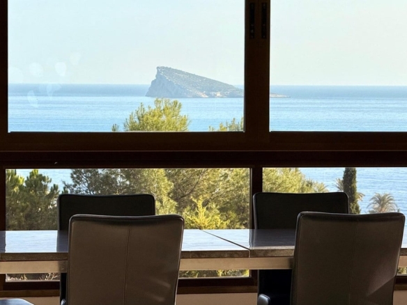 1 7980e48d732b6fc85c14b43b94d2aa54 1394