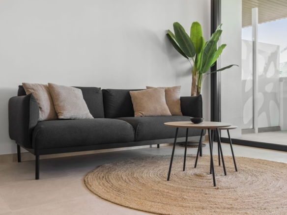 1 7980e48d732b6fc85c14b43b94d2aa54 1401