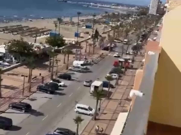 1 7980e48d732b6fc85c14b43b94d2aa54 1410