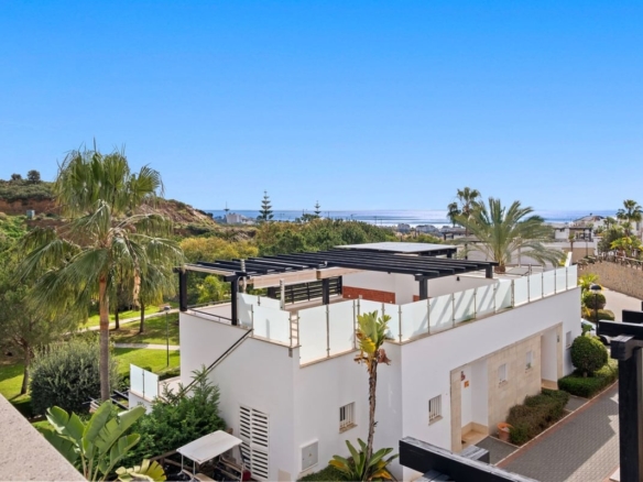 1 7980e48d732b6fc85c14b43b94d2aa54 1469