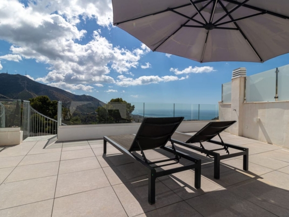 1 7980e48d732b6fc85c14b43b94d2aa54 1512