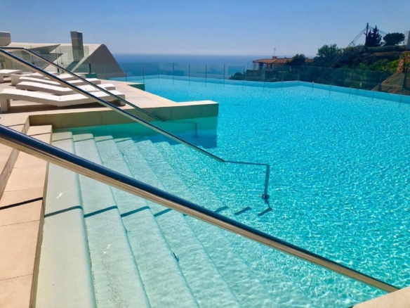 1 7980e48d732b6fc85c14b43b94d2aa54 1523