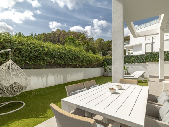 1 7980e48d732b6fc85c14b43b94d2aa54 1541