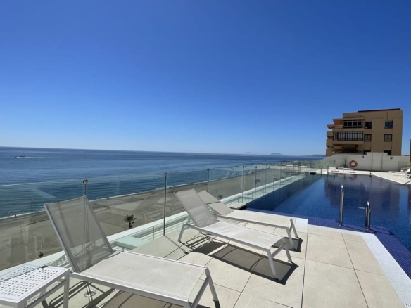 1 7980e48d732b6fc85c14b43b94d2aa54 1544