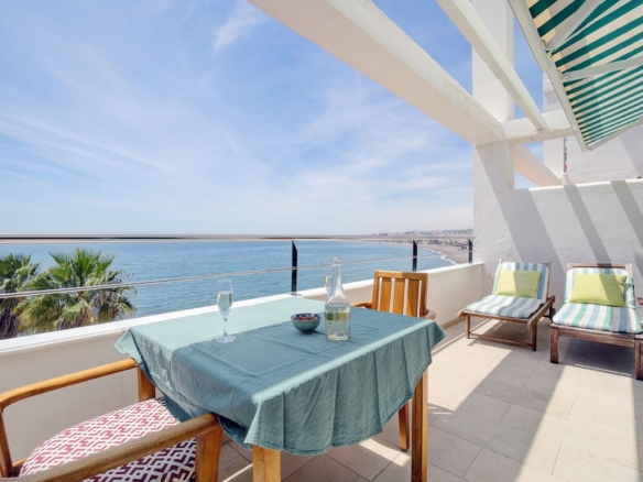 1 7980e48d732b6fc85c14b43b94d2aa54 1599