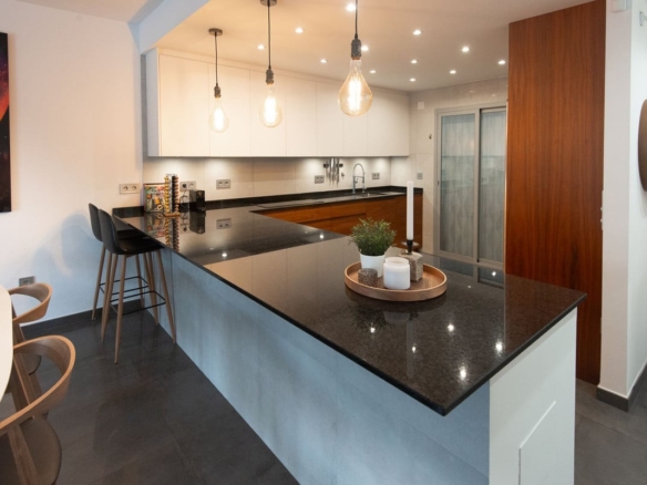 1 7980e48d732b6fc85c14b43b94d2aa54 1618