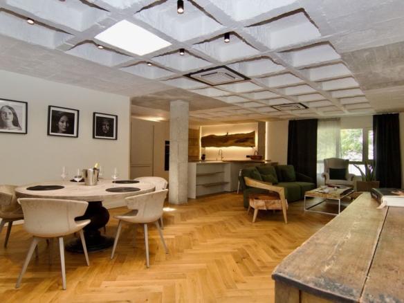 1 7980e48d732b6fc85c14b43b94d2aa54 1642