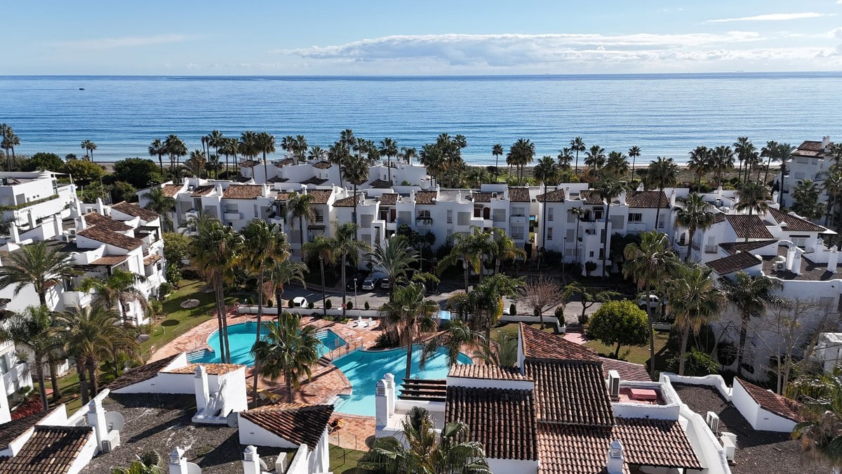 1-7980e48d732b6fc85c14b43b94d2aa54-1651