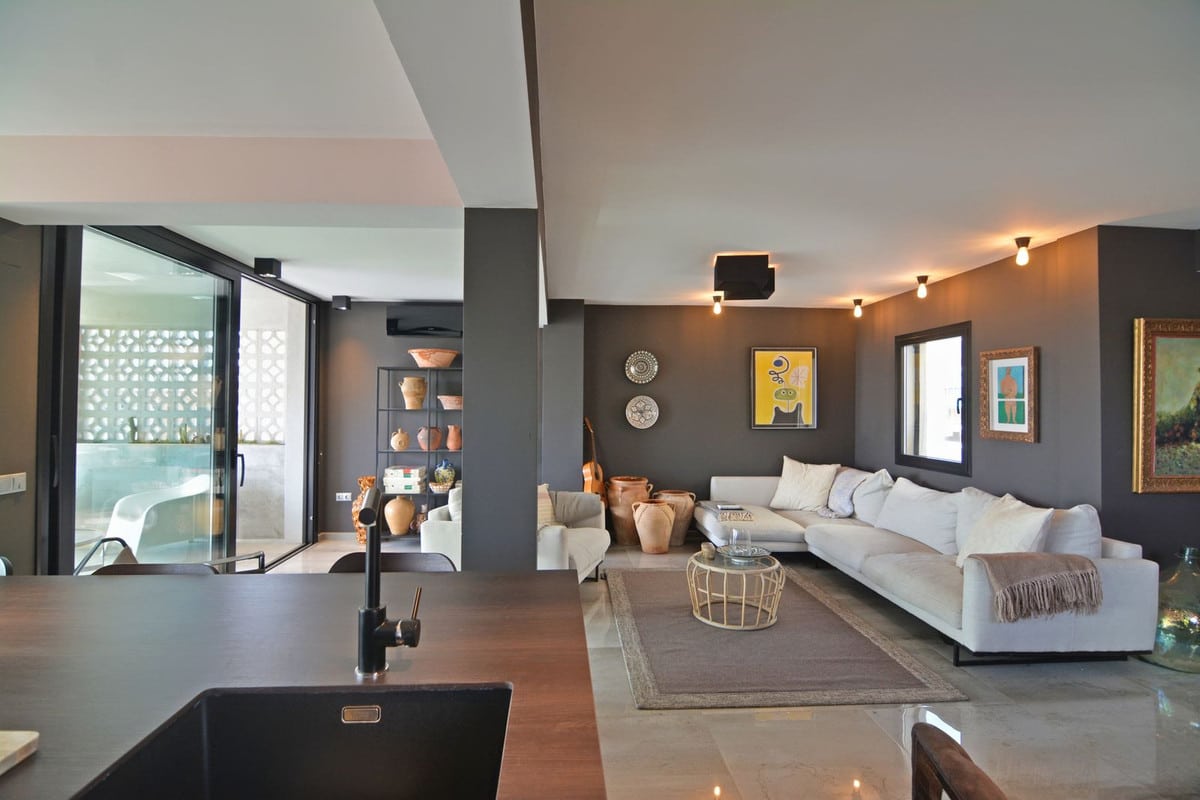 1-7980e48d732b6fc85c14b43b94d2aa54-1664