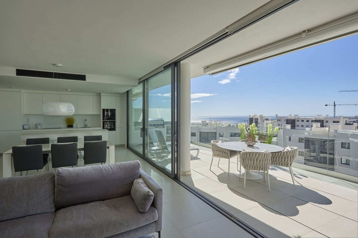 1-7980e48d732b6fc85c14b43b94d2aa54-1677