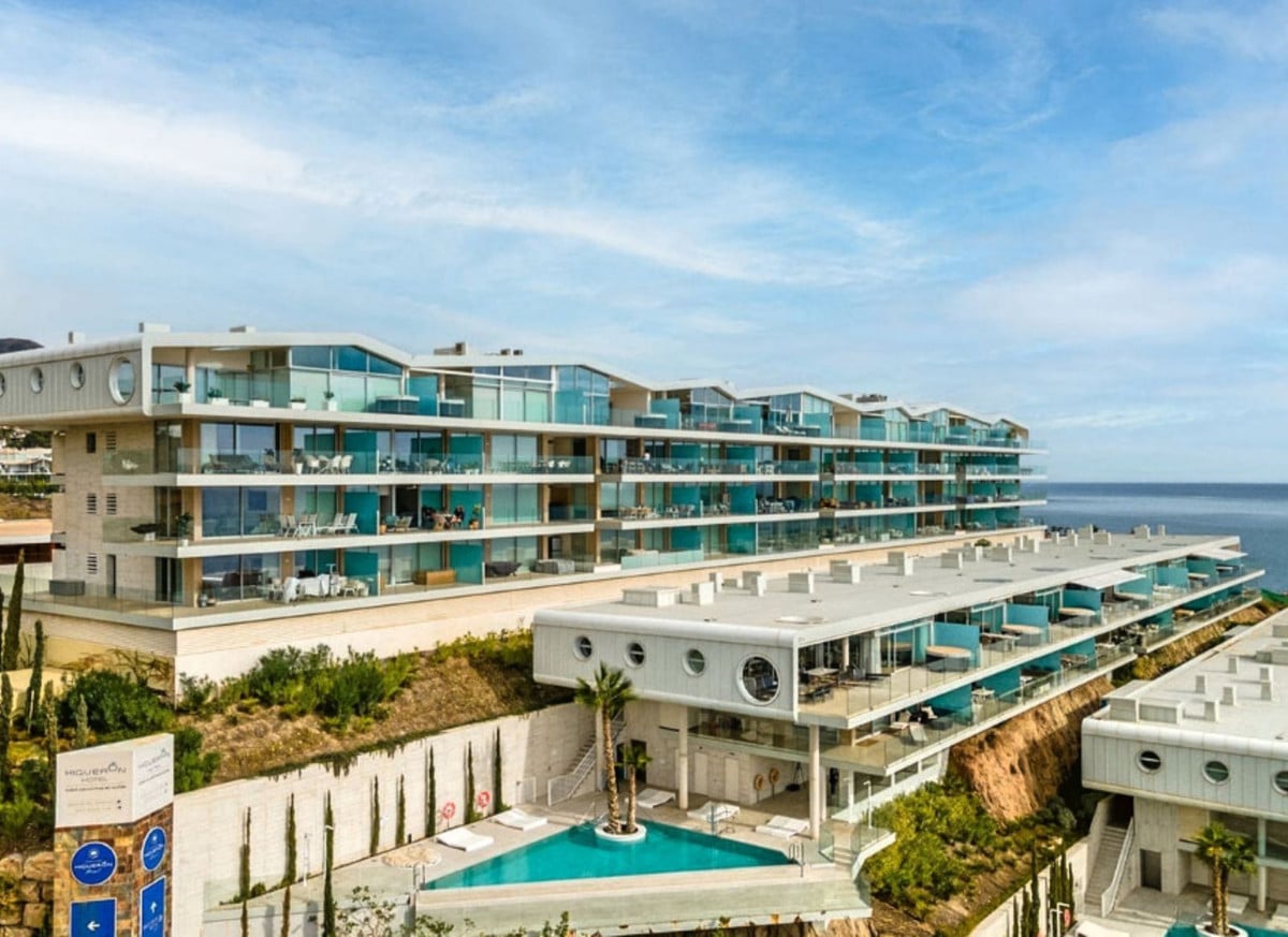 1-7980e48d732b6fc85c14b43b94d2aa54-1679