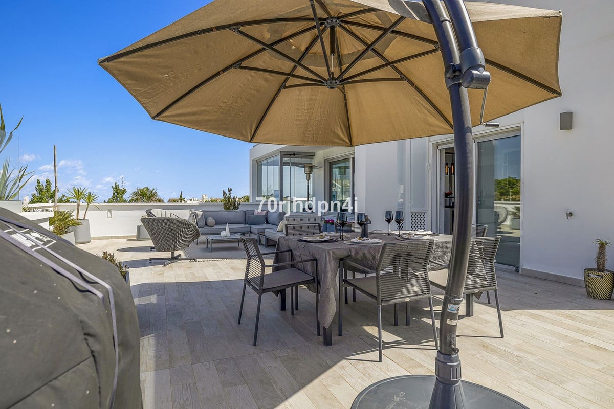 1-7980e48d732b6fc85c14b43b94d2aa54-1696