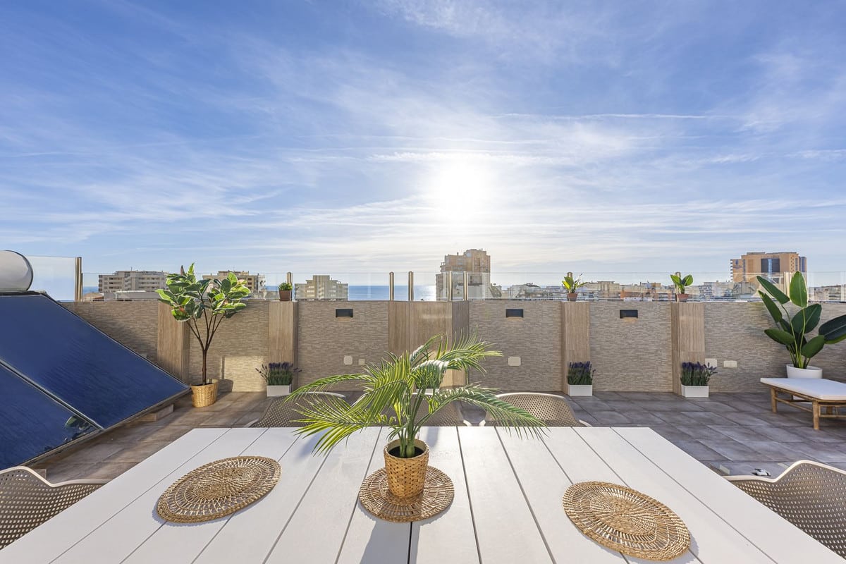 1-7980e48d732b6fc85c14b43b94d2aa54-1699