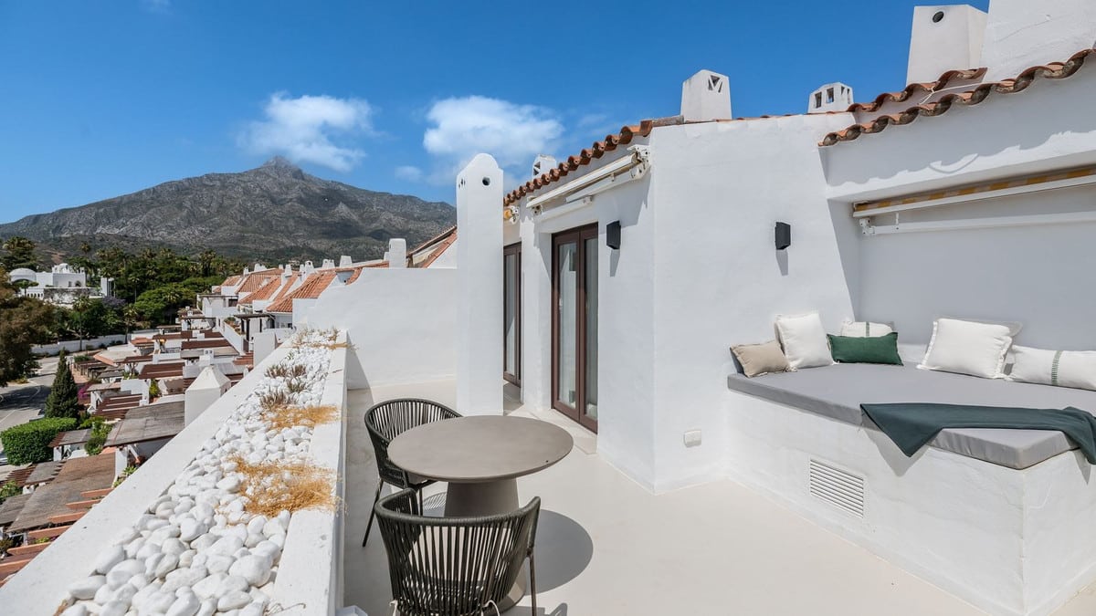 1-7980e48d732b6fc85c14b43b94d2aa54-1711