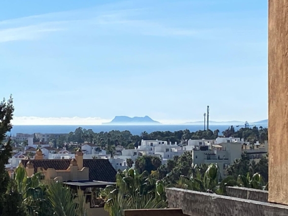 1 7980e48d732b6fc85c14b43b94d2aa54 1712