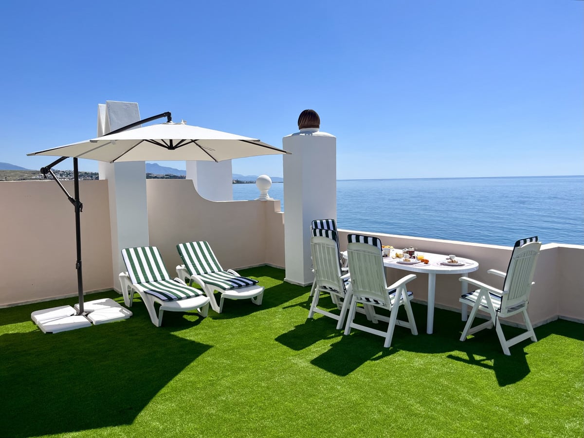 1-7980e48d732b6fc85c14b43b94d2aa54-1718