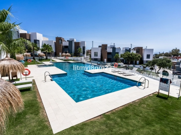 1 7980e48d732b6fc85c14b43b94d2aa54 1724