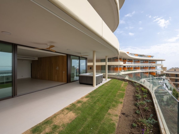 1 7980e48d732b6fc85c14b43b94d2aa54 1729