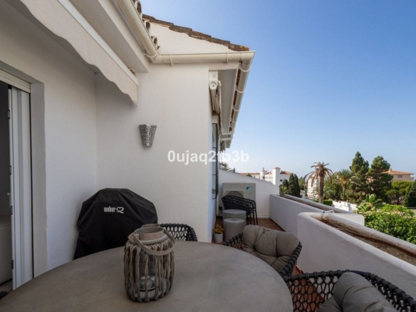 1 7980e48d732b6fc85c14b43b94d2aa54 1775