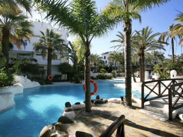 1 7980e48d732b6fc85c14b43b94d2aa54 1787