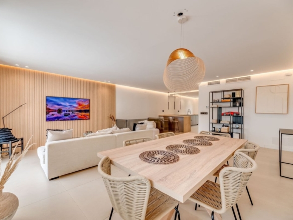 1 7980e48d732b6fc85c14b43b94d2aa54 1831