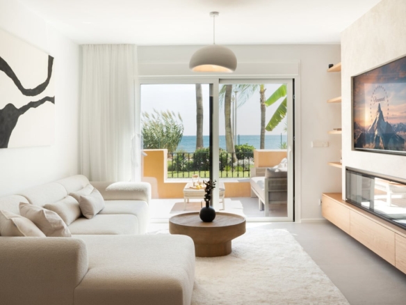 1 7980e48d732b6fc85c14b43b94d2aa54 1943