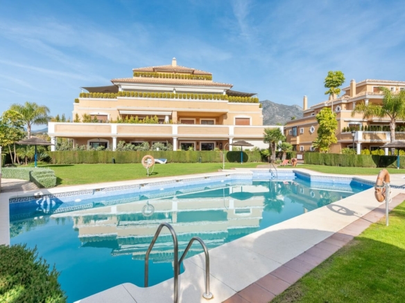 1 7980e48d732b6fc85c14b43b94d2aa54 1985