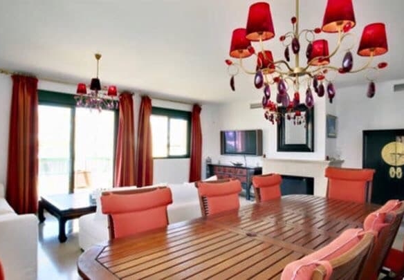 1 7980e48d732b6fc85c14b43b94d2aa54 1990