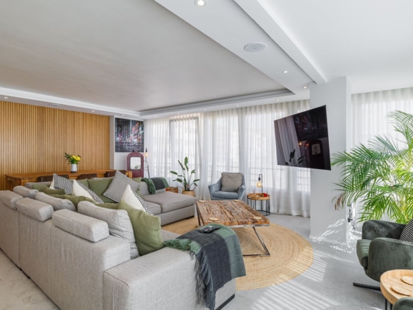 1 7980e48d732b6fc85c14b43b94d2aa54 1995