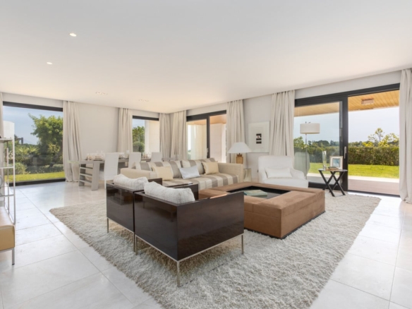 1 7980e48d732b6fc85c14b43b94d2aa54 2059