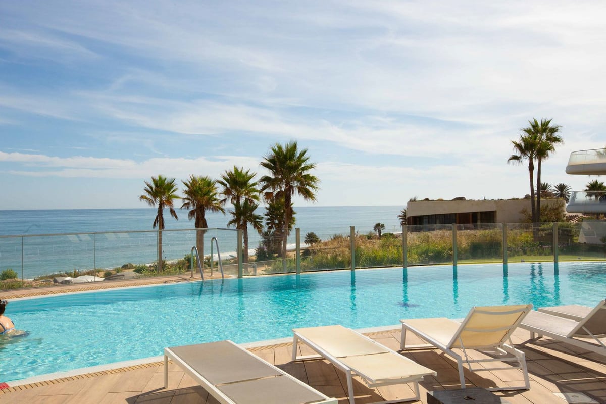 1-7980e48d732b6fc85c14b43b94d2aa54-2153