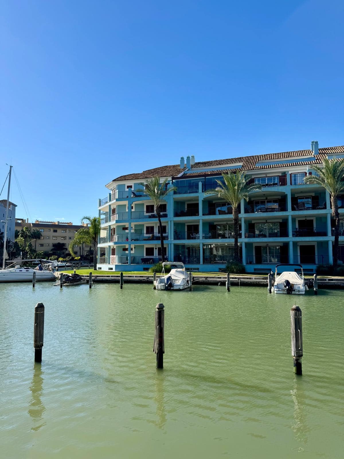 1-7980e48d732b6fc85c14b43b94d2aa54-2189