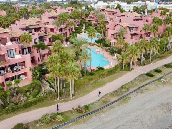 1 7980e48d732b6fc85c14b43b94d2aa54 2248