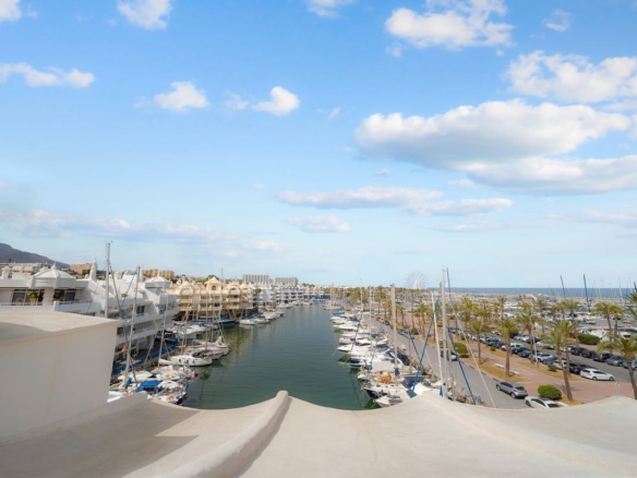 1 7980e48d732b6fc85c14b43b94d2aa54 2249