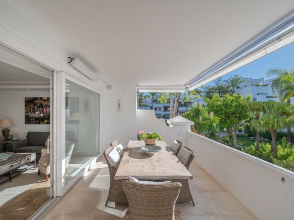 1 7980e48d732b6fc85c14b43b94d2aa54 2316