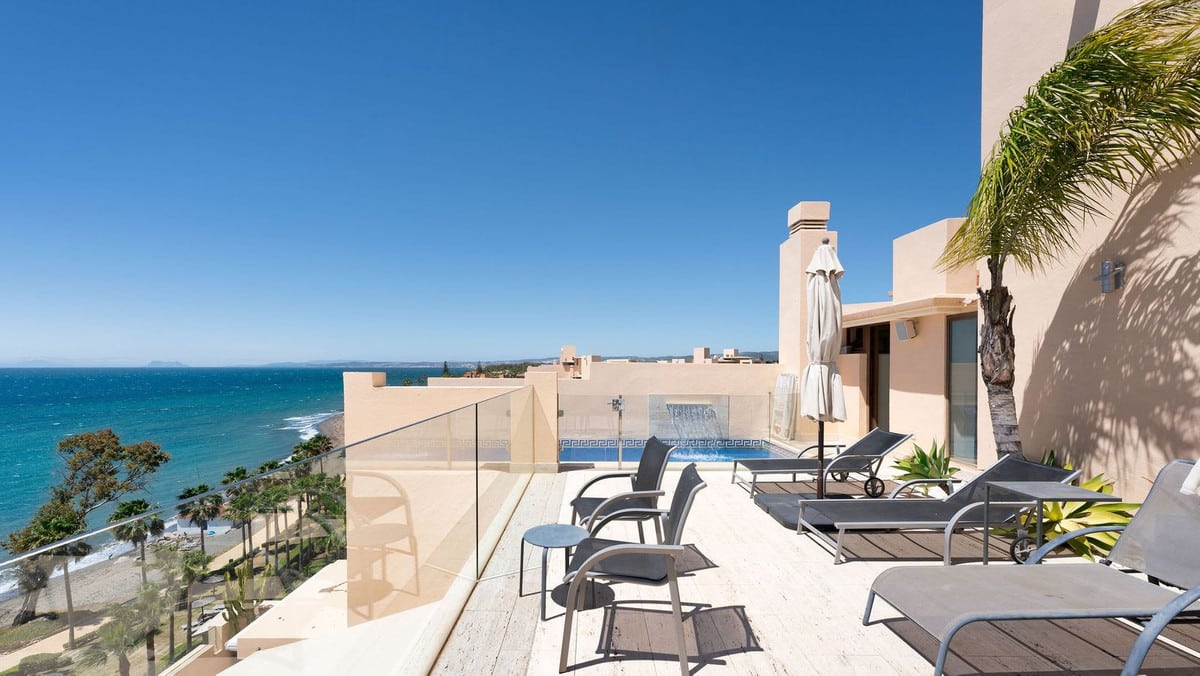 1-7980e48d732b6fc85c14b43b94d2aa54-2348