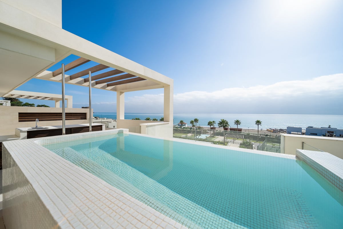 1-7980e48d732b6fc85c14b43b94d2aa54-2349