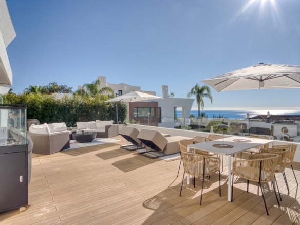 1 7980e48d732b6fc85c14b43b94d2aa54 2350