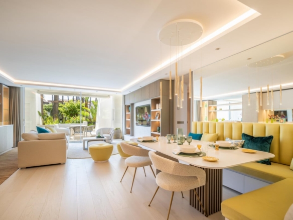 1 7980e48d732b6fc85c14b43b94d2aa54 2359